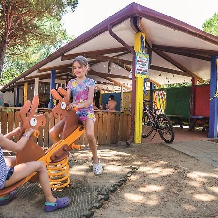 Victoria Mobilehome In Camping Village Mediterraneo Cavallino-Treporti Exterior photo